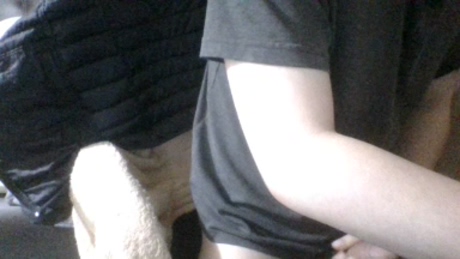 yan0831  14-02-2022